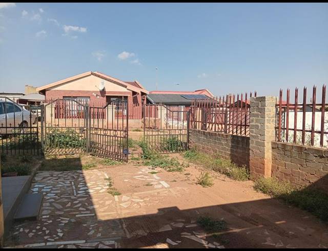 3 BEDROOM PROPERTY TO RENT IN SEBOKENG UNIT 13